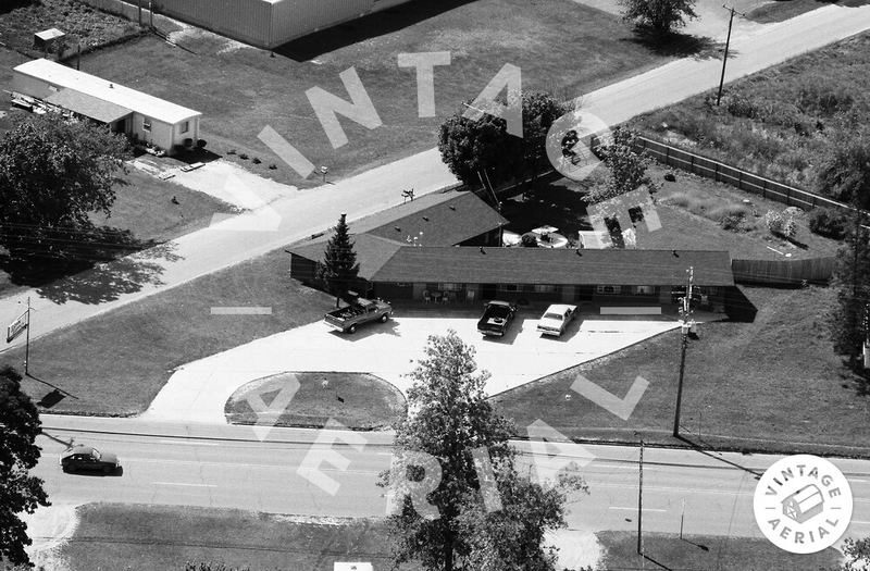 Rice Motel (South Bay Motel Apartments) - 1989